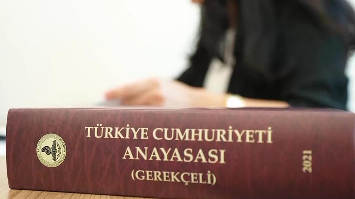 Anayasa siyaset belgesi hazır: AK Partili kurmaylar, Erdoğan'a sunum yapacak