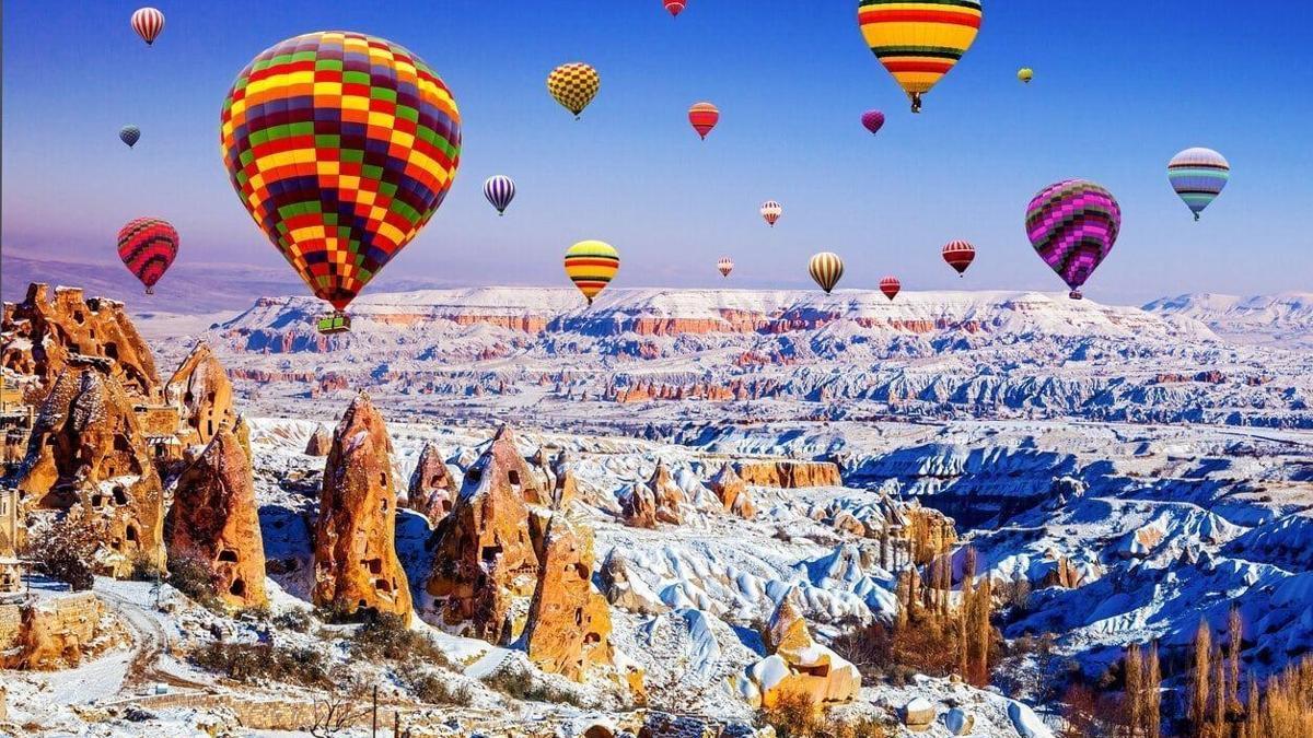 Bakan Ersoy: Turizmi dört mevsime ve 81 ilimize yaymak için çalışıyoruz