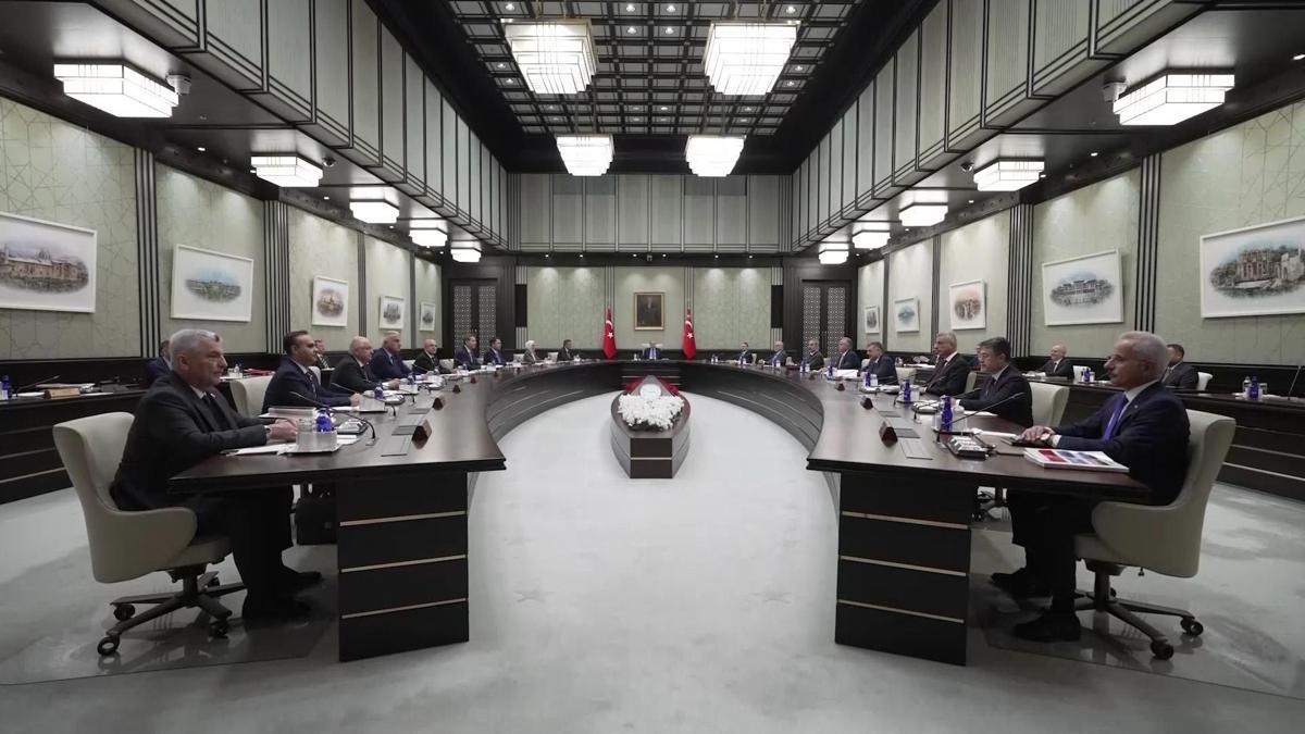 BM sonrası ilk kabine toplantısı