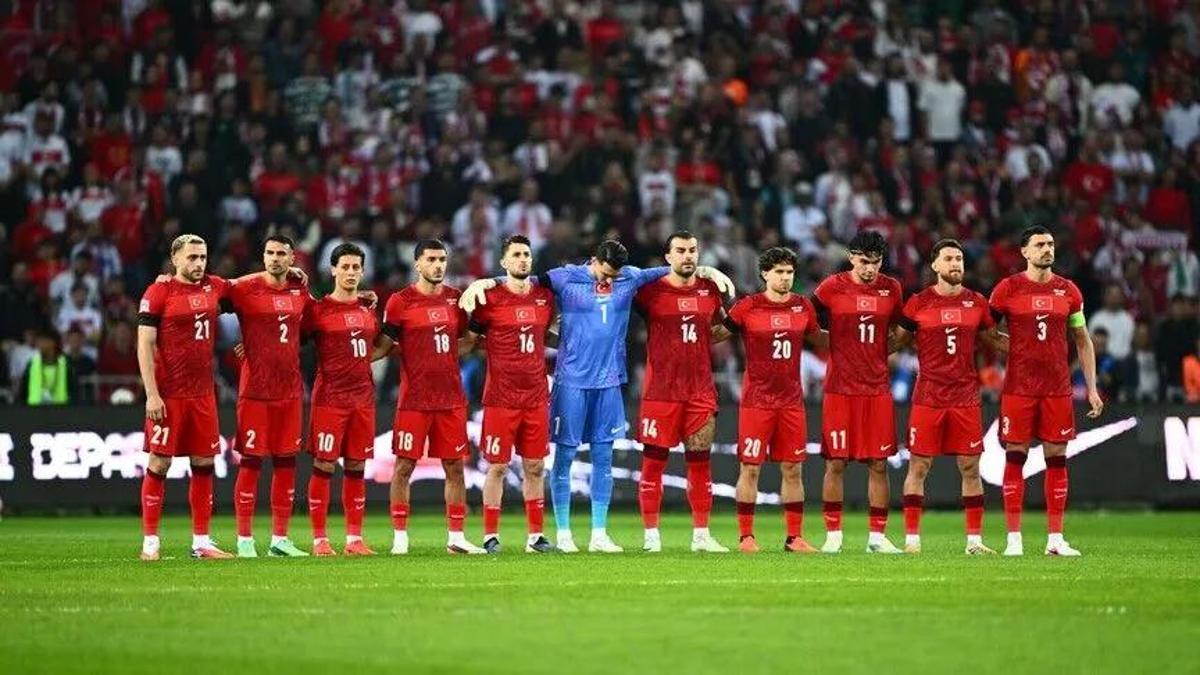 TÜRKİYE-İTALYA MAÇI I Ay-Yıldızlılar bir ilki hedefliyor: İşte muhtemel 11'ler...