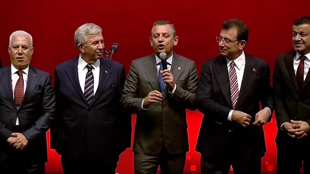 Özgür Özel cumhurbaşkanı adayı mı? 'Forvetlerim' dediği İmamoğlu ve Yavaş artık yok!