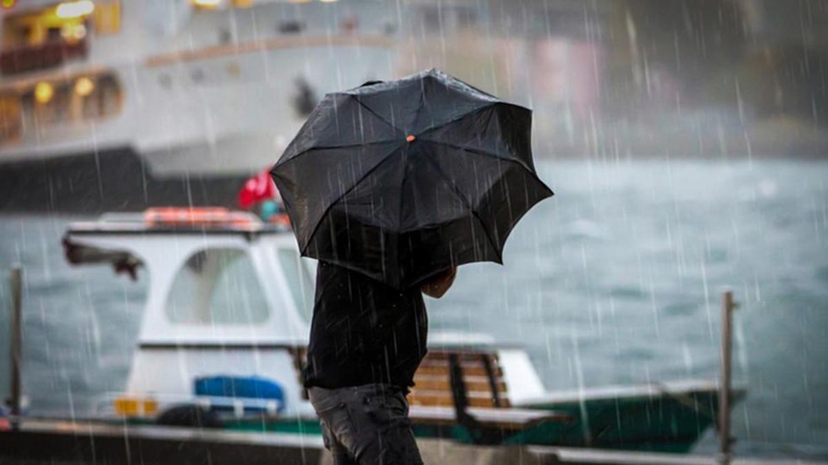 Sıcaklık düşecek, yağışlar devam edecek haber görseli