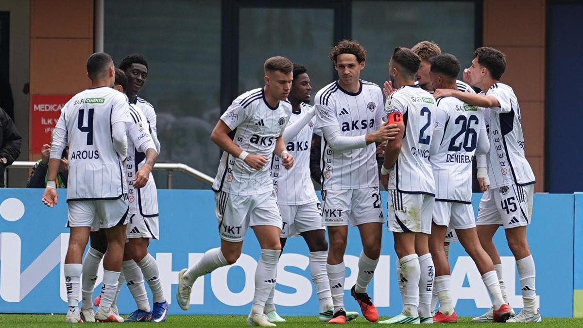 Kasımpaşa, evinde Samsunspor'u farklı geçti