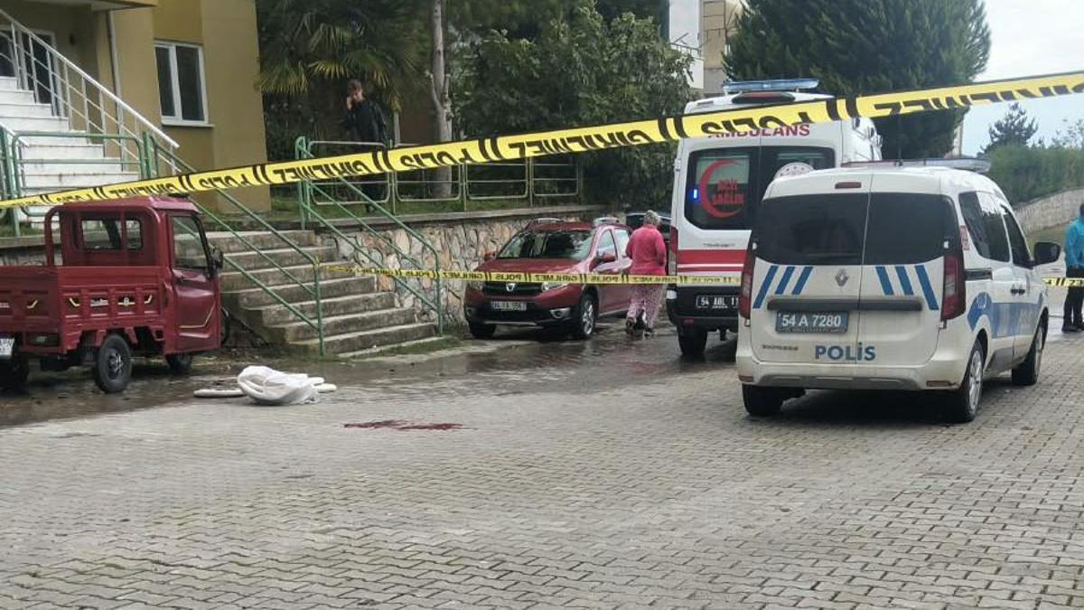 Eski komşusunu tabancayla öldürdü haber görseli