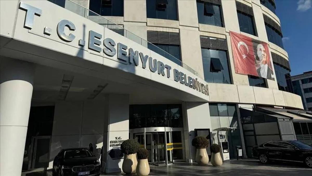 SON DAKİKA.... Esenyurt Belediyesi'ne kayyım olarak atanan Can Aksoy görevden alındı haber görseli