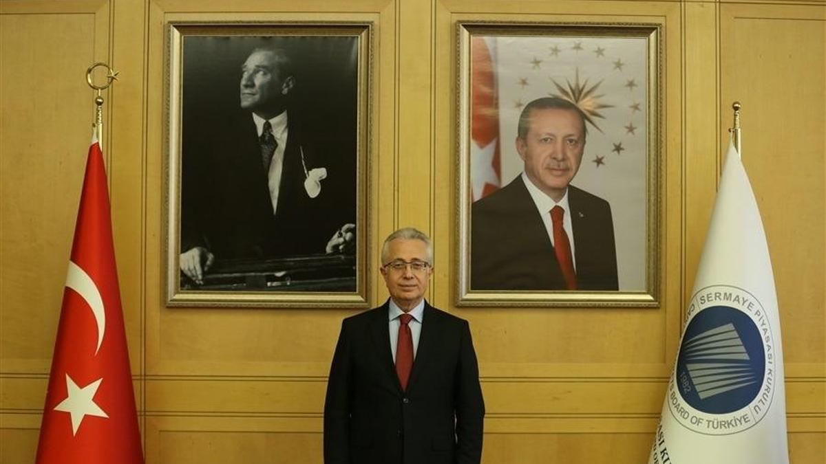MAHMUT SÜTÇÜ KİMDİR? SPK Başkanı Mahmut Sütçü Neden İstifa Etti? İşte SPK Başkanı Mahmut Sütçü'nün Biyografisi haber görseli