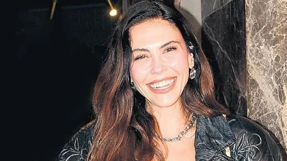 Dilara Aksüyek: Genç oyunculara fırsat verilmeli