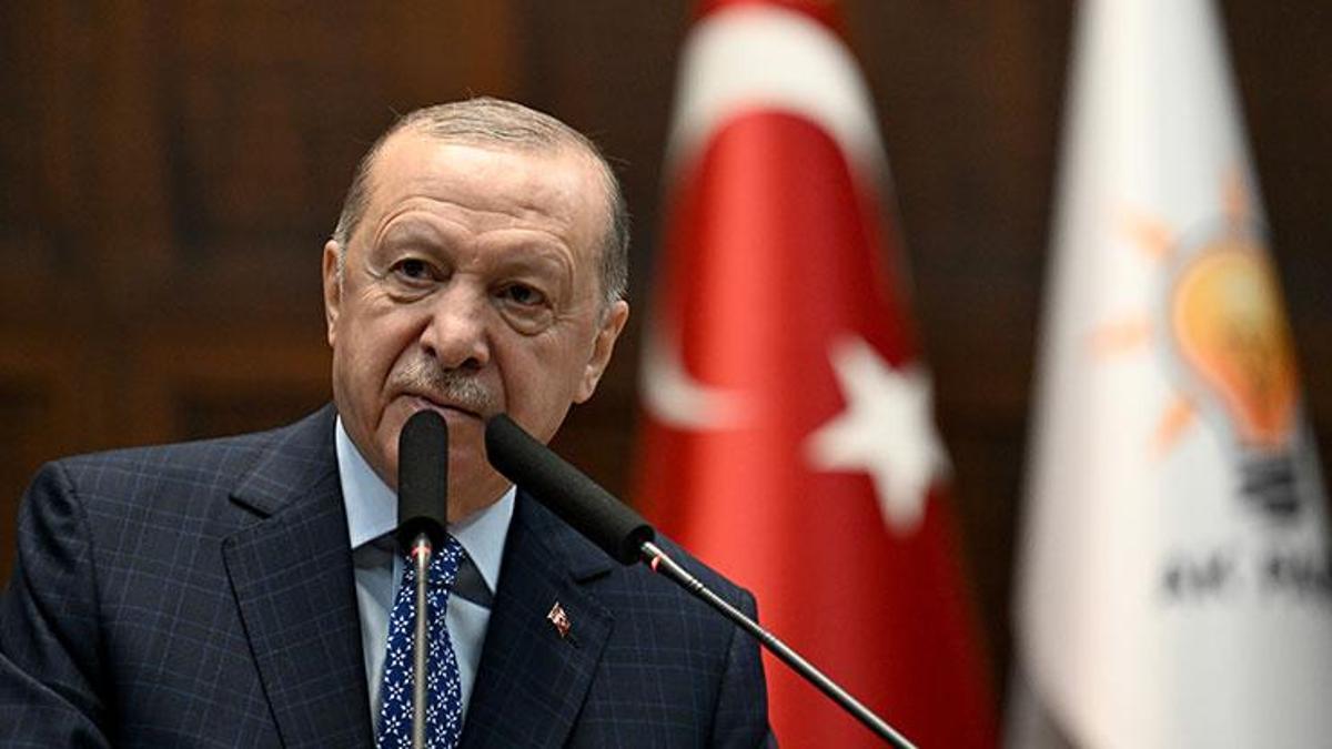 Parti tabanına mesaj: Cumhurbaşkanı Erdoğan’ın fon açıklamasındaki ayrıntıya dikkat çekti! Ahmet Hakan yazdı