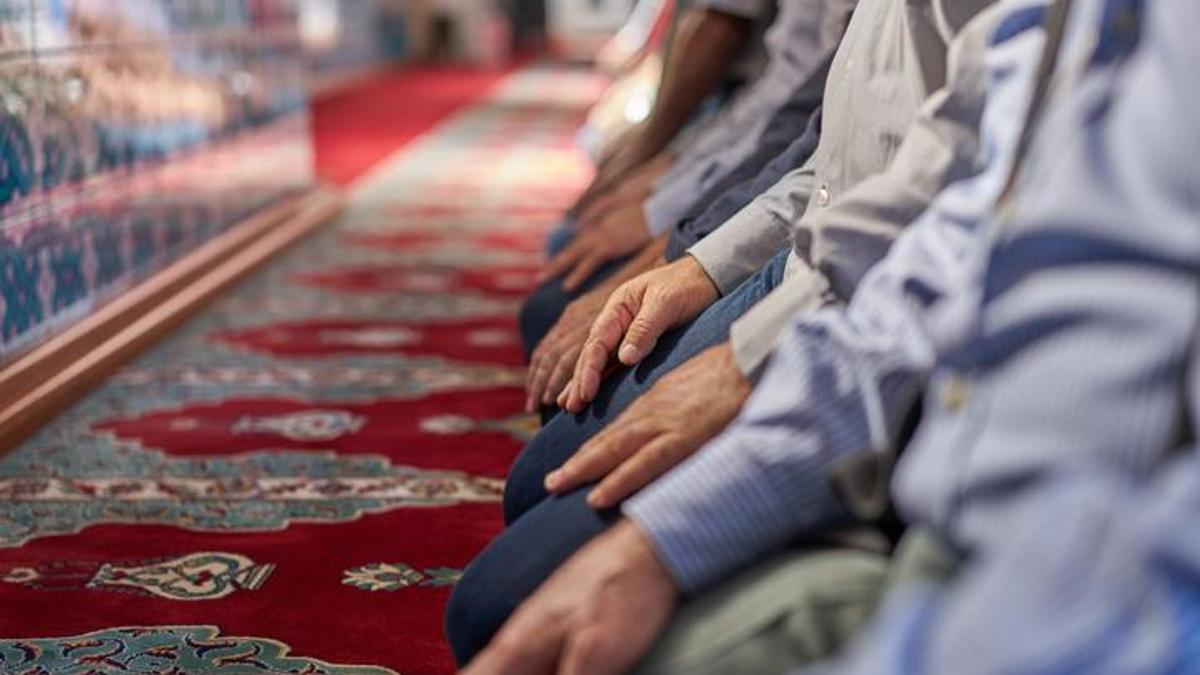 23 EKİM CUMA HUTBESİ PDF METNİ VE KONUSU: Diyanet Cuma Hutbesi Konusu Ne Oldu? 'Aile'