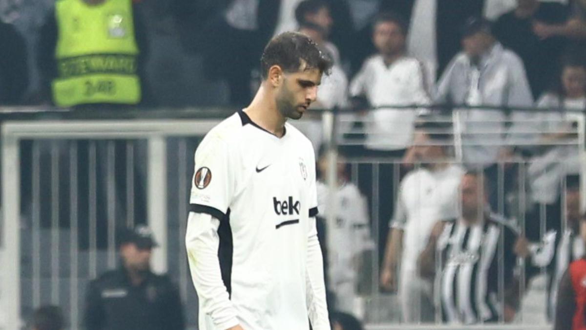 Beşiktaş'ta Ümit Akdağ'ın elinde kırık tespit edildi