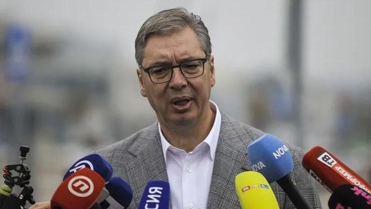 SON DAKİKA HABERİ: Vucic seçim yenilgisini kabul etti haber görseli