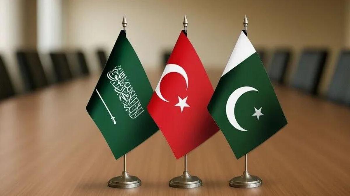 Mekke İttifakı Yetkilileri Tahran'da Buluşacak
