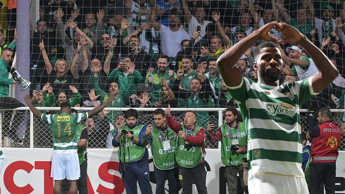 Bursaspor'un gol makinesi Iheanacho rekorları altüst etti