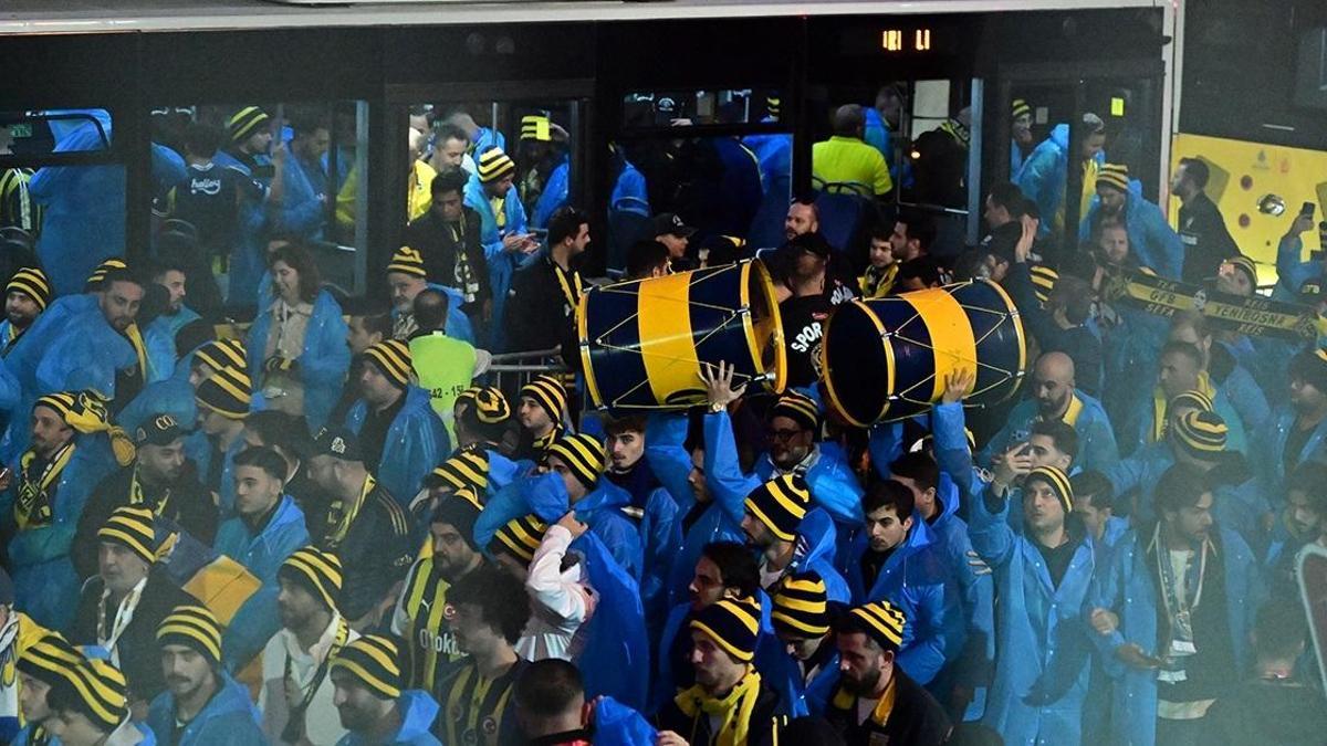 Fenerbahçe taraftarı RAMS Park'ta