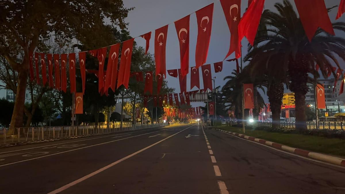 Valilik açıkladı: İstanbul'da bazı yollar trafiğe kapatıldı