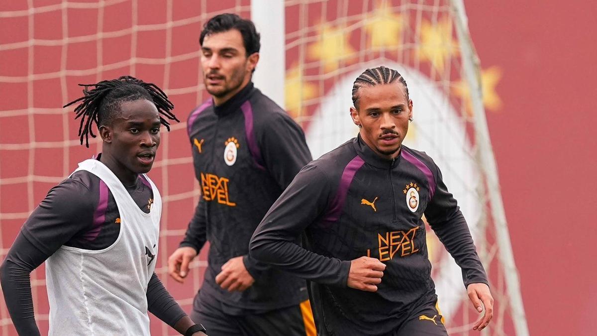 Galatasaray'da Stuttgart maçı çalışmaları başladı