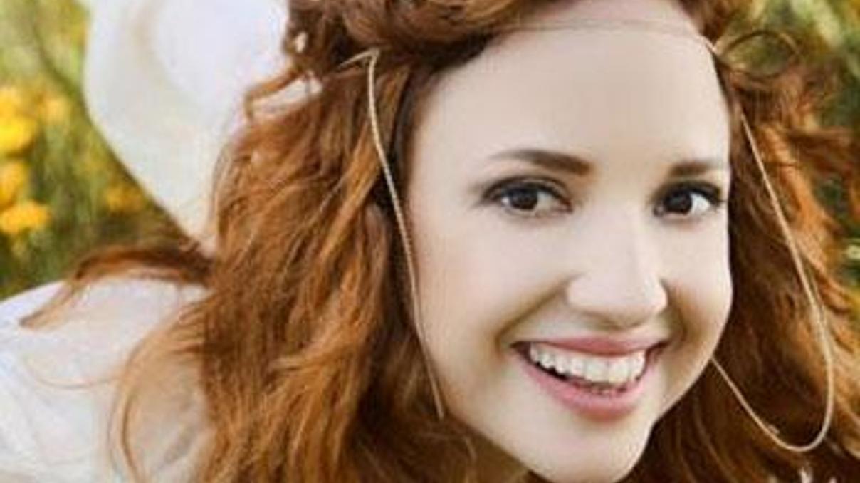 Ayşe Özyılmazel annesine patladı Ayşe Özyılmazel annesine patladı