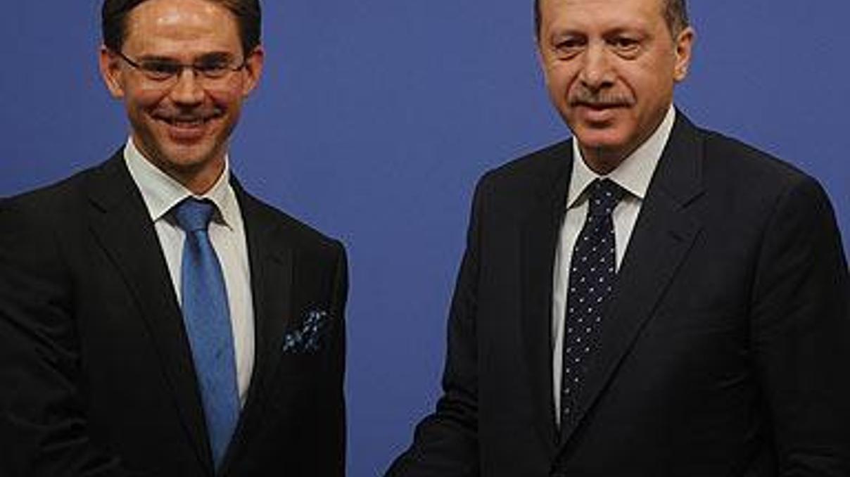 Tutuklu vekiller yasası çıkıyor mu