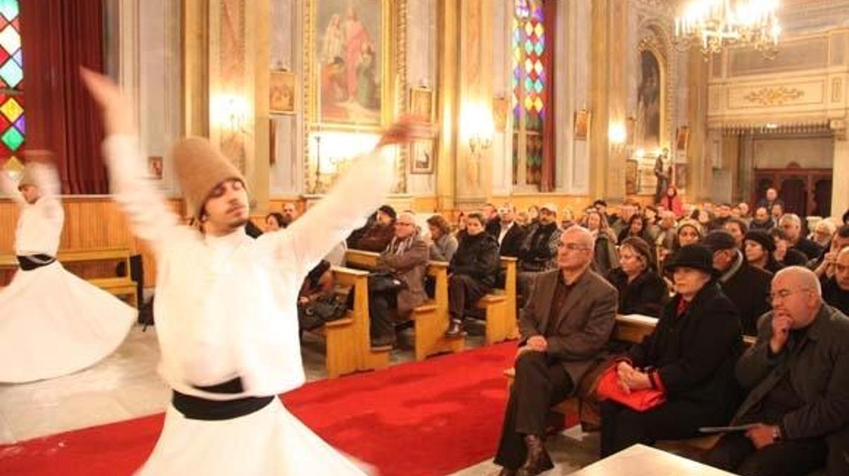 San Pacifico Kilisesinde semazen eşliğinde tasavvuf konseri