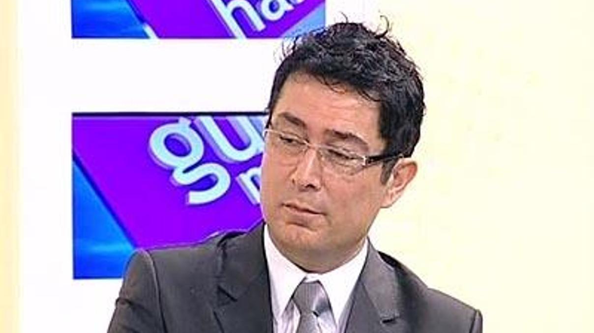 Patronun sağında oturun