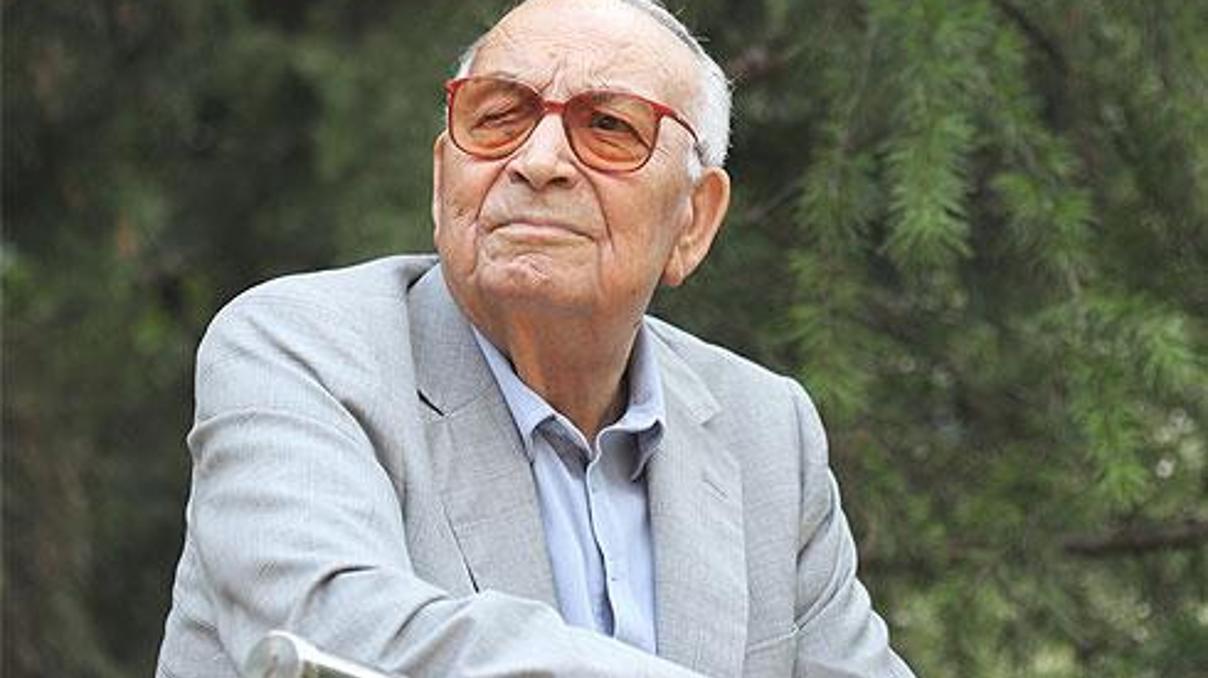 Dünya yazarları kitlesel gözetlemeye karşı Dünya yazarları kitlesel gözetlemeye karşı