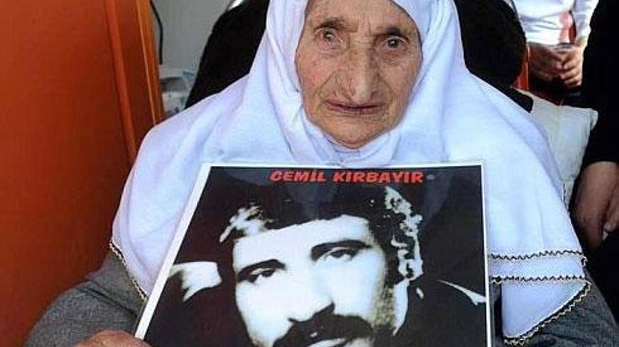 Berfo Ana belgeseli gösterime girdi Berfo Ana belgeseli gösterime girdi