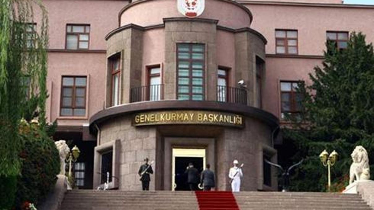 TSKdan bayrak indirme açıklaması TSKdan bayrak indirme açıklaması