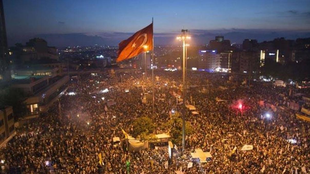Gezi’ye 25 bin polis 50 TOMA