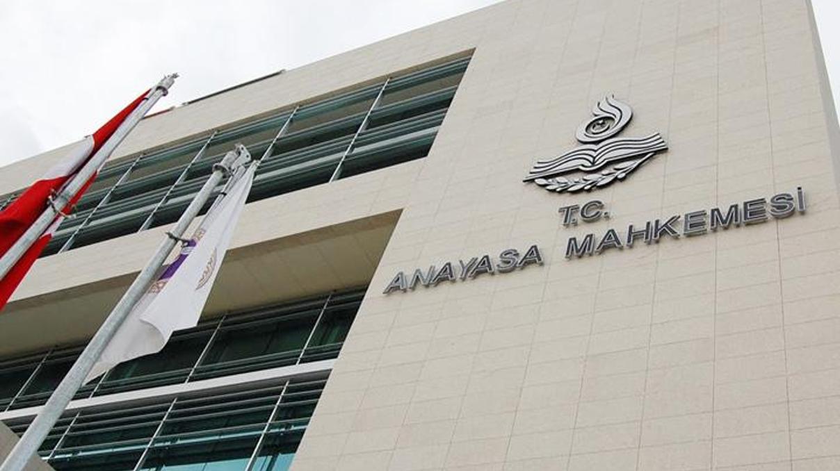 Anayasa Mahkemesinde seçim günü Anayasa Mahkemesinde seçim günü