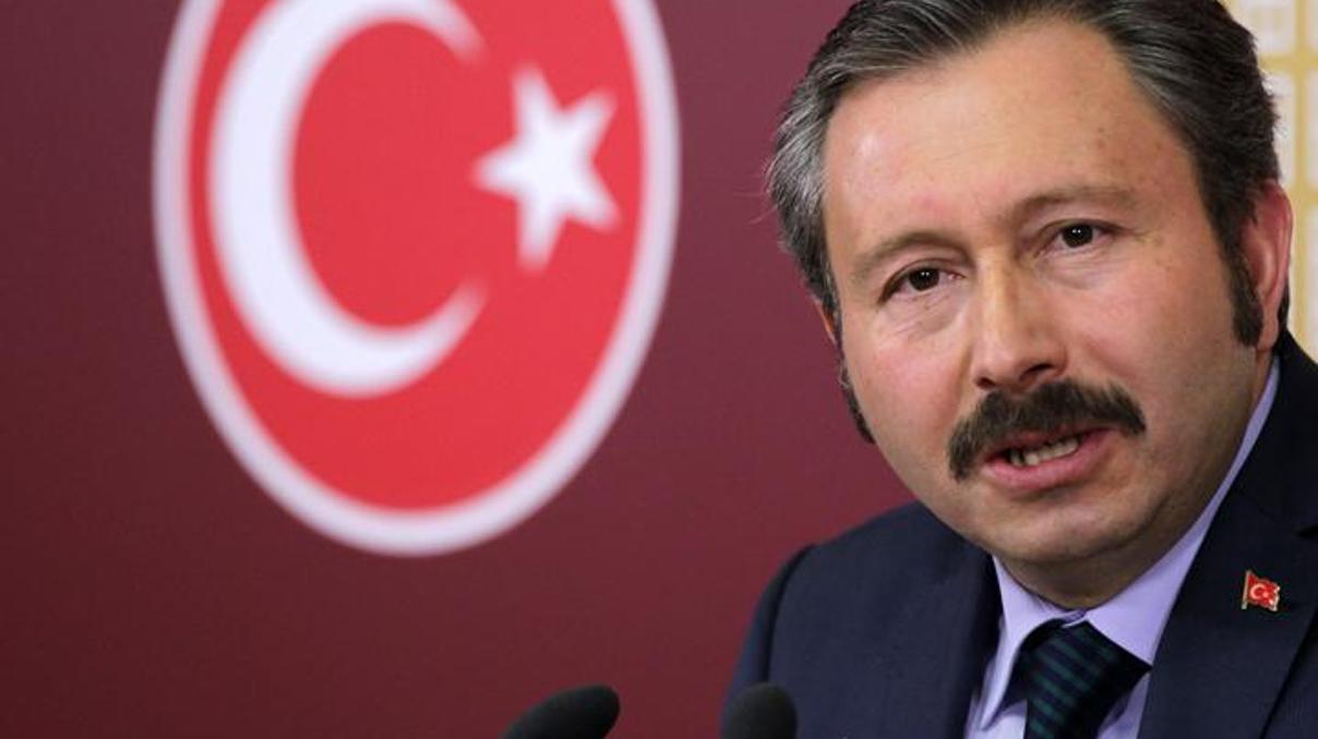 DGP Genel Başkanı İdris Bal, partisinden istifa etti DGP Genel Başkanı İdris Bal, partisinden istifa etti