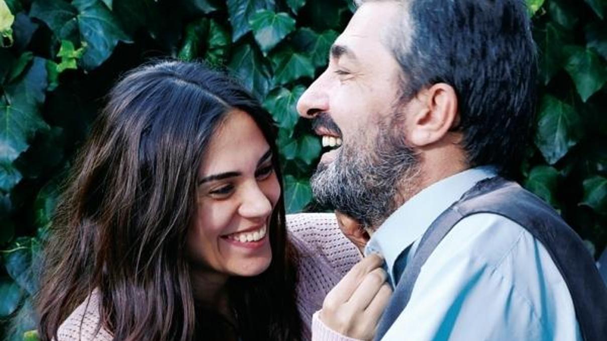 Şükran Ovalı diziden ayrıldığını açıkladı Şükran Ovalı diziden ayrıldığını açıkladı