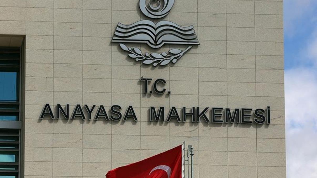 MİT TIRlarını durduran savcıların başvurusuna AYMden ret