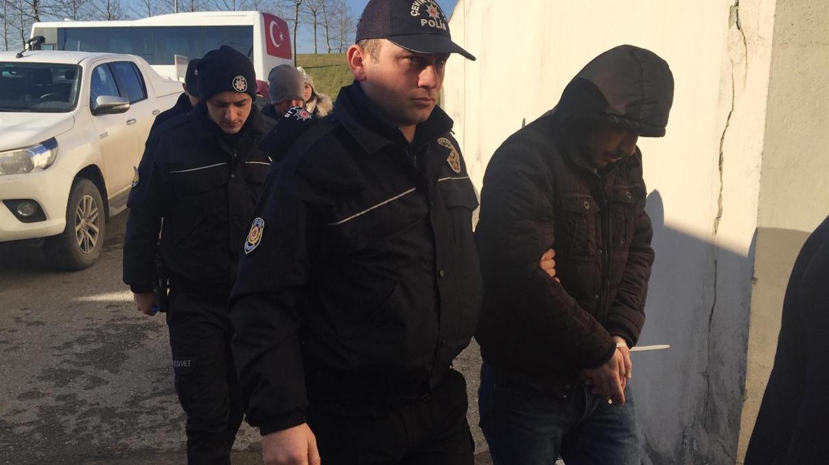 MİT raporuyla Sakaryada gözaltına alındılar