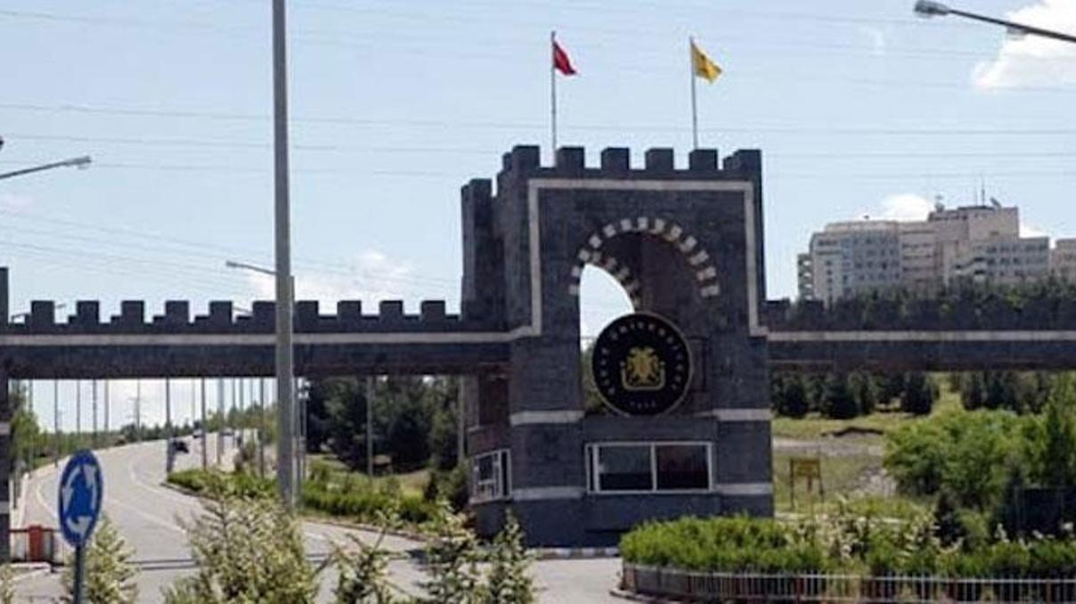 13 akademisyen serbest bırakıldı 13 akademisyen serbest bırakıldı