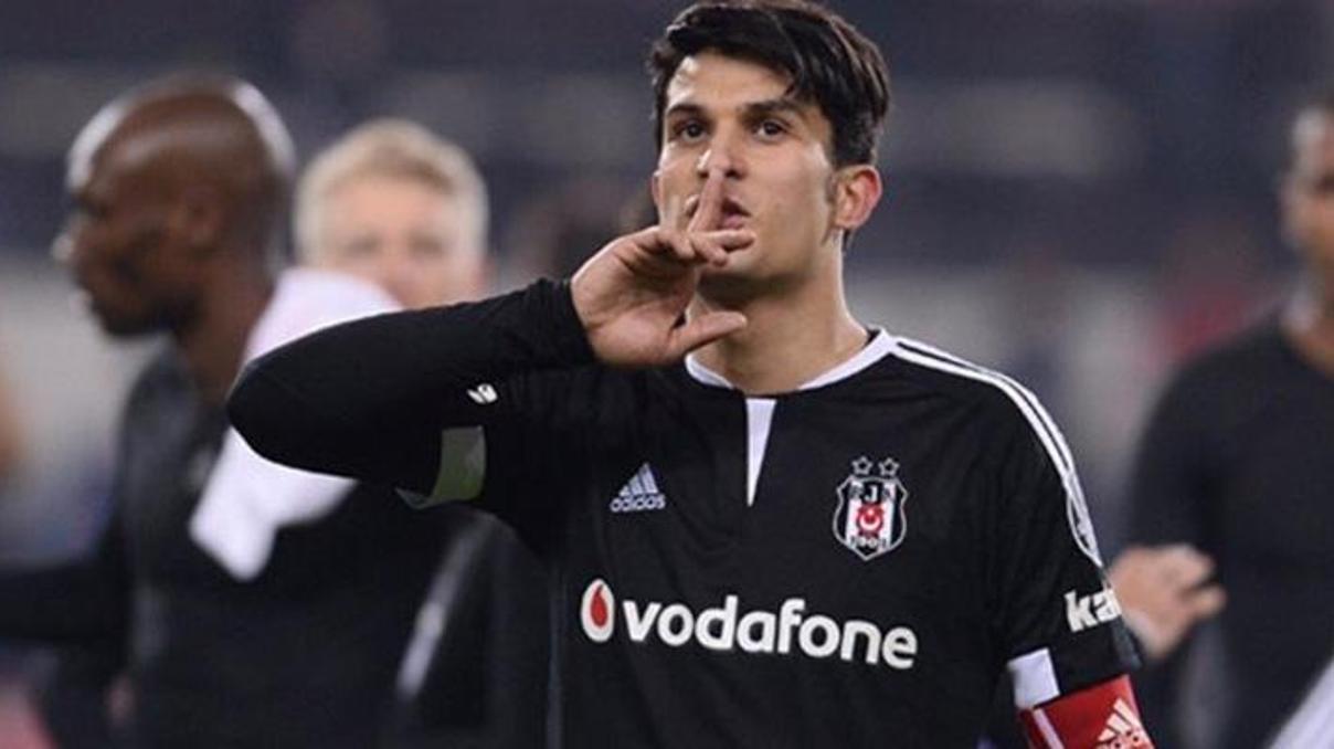 Necip ve Utku 4 yıl daha Beşiktaşta Necip ve Utku 4 yıl daha Beşiktaşta