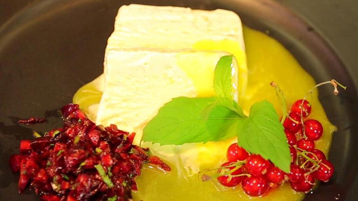 Can Oba’dan limon soslu vanilyalı dondurma tarifi Can Oba’dan limon soslu vanilyalı dondurma tarifi