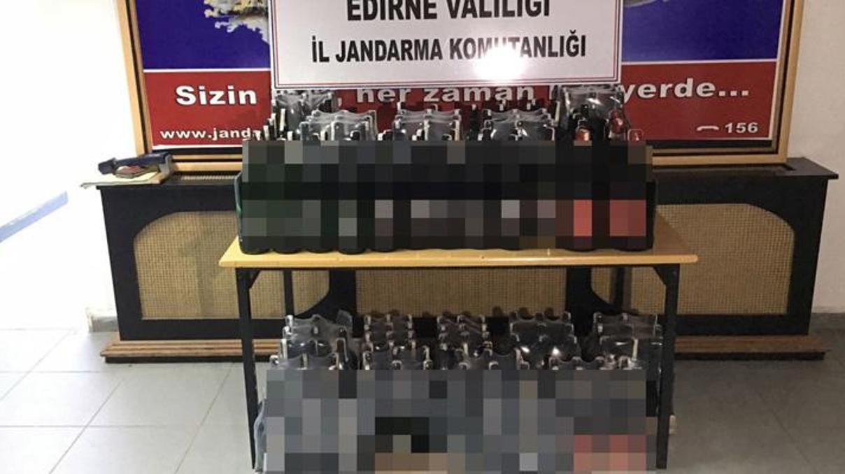 Edirnede 1 ton 621 litre kaçak şarap ele geçirildi
