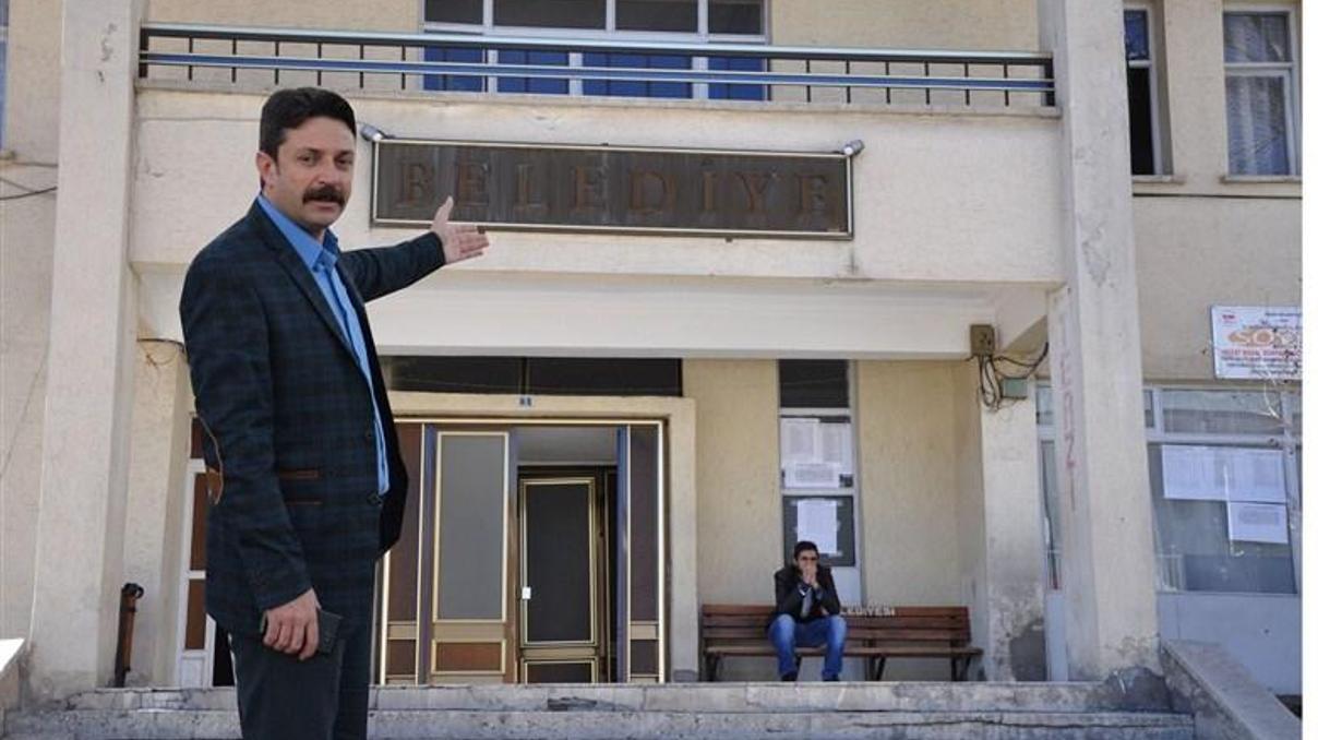 Tuncelinin Hozat ilçesinde su fiyatlarına büyük indirim Tuncelinin Hozat ilçesinde su fiyatlarına büyük indirim
