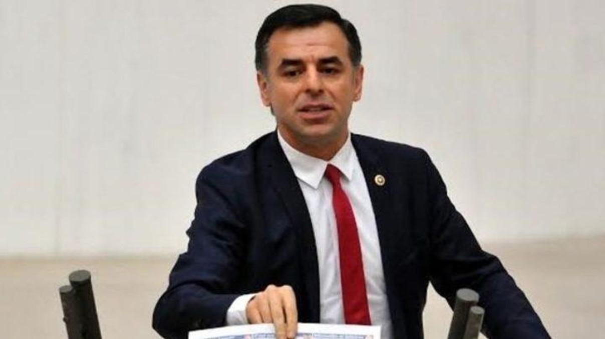 Barış Yarkadaş Mecliste Sadece Diktatörden bölüm okudu