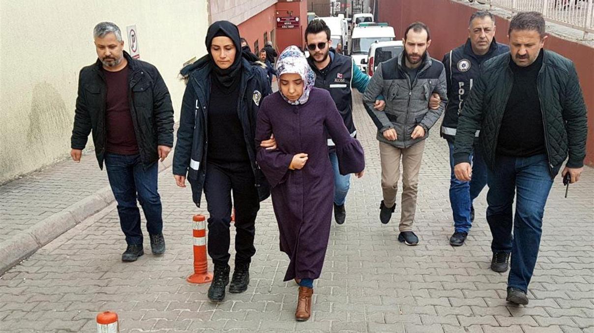 İhraç edilen asistanla hemşire gözaltına alındı İhraç edilen asistanla hemşire gözaltına alındı