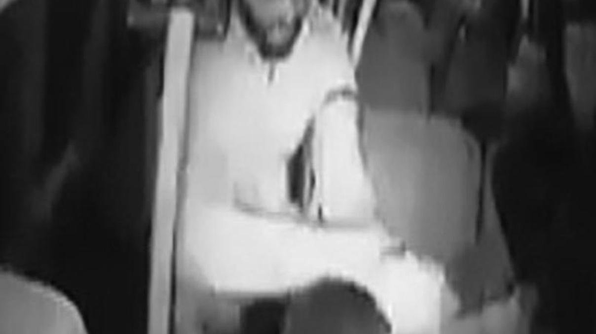 Adanada dolmuşta engelli genci dövenler özür diledi
