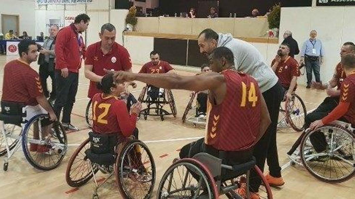 Galatasaray yarı finale göz kırptı