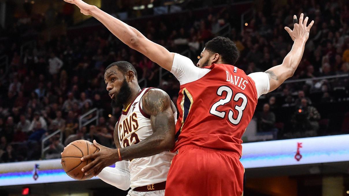 LeBron James Michael Jordanın rekorunu kırdı