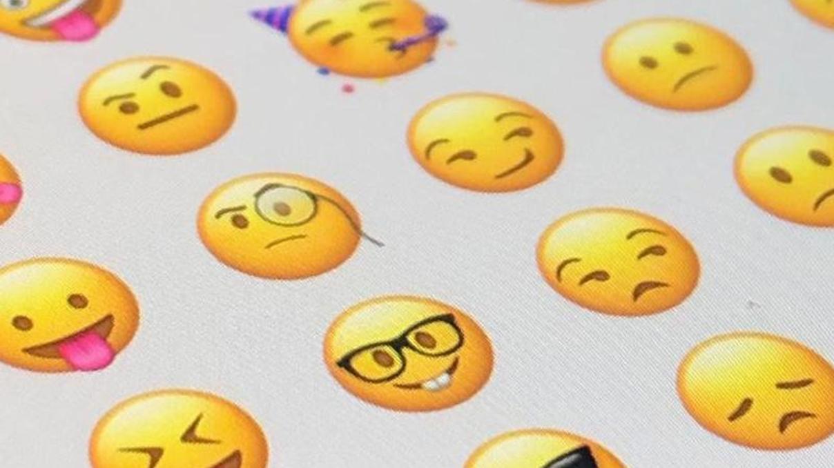 Duygu ve kelimelerin yerini emojiler aldı Duygu ve kelimelerin yerini emojiler aldı