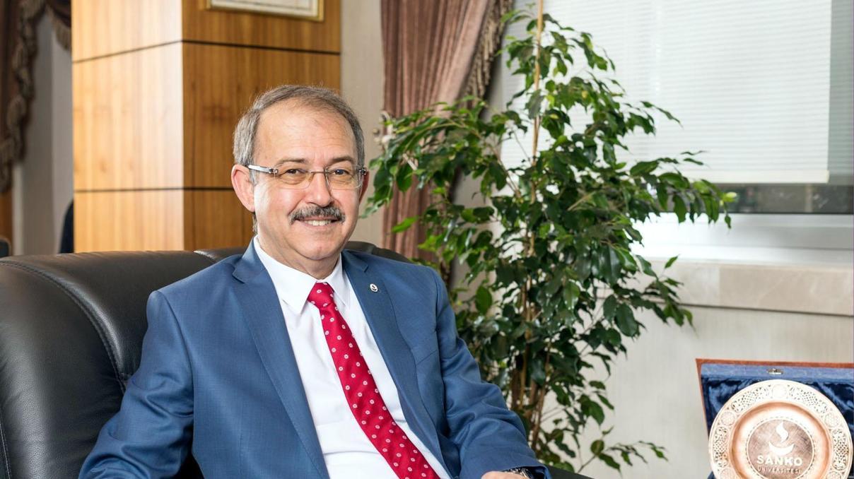 Rektör Dağlıdan, 5 Aralık mesajı Rektör Dağlıdan, 5 Aralık mesajı