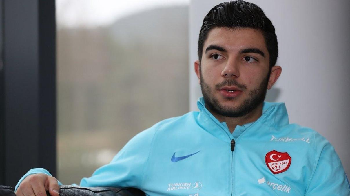 Göztepede Muhayer Oktay imzaya yakın Göztepede Muhayer Oktay imzaya yakın