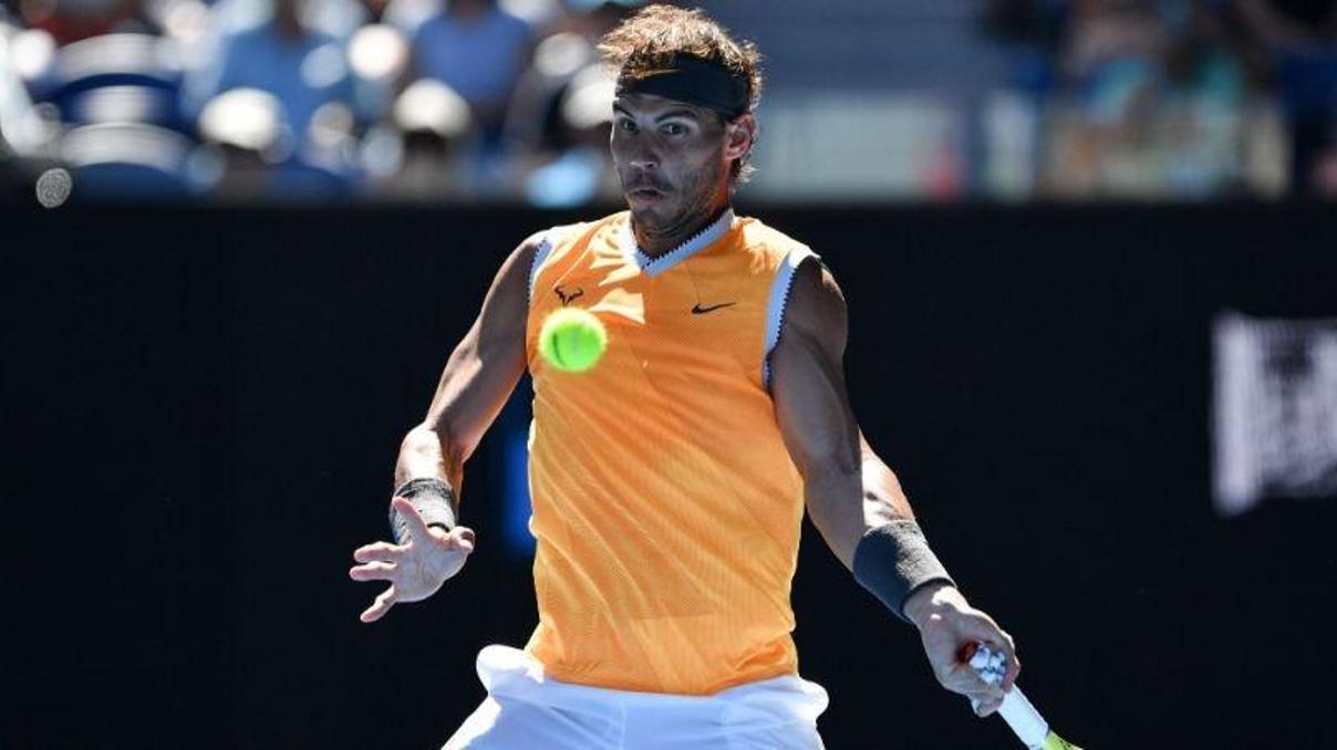 Nadal çeyrek finalde, Sharapova ve Kerber elendi Nadal çeyrek finalde, Sharapova ve Kerber elendi