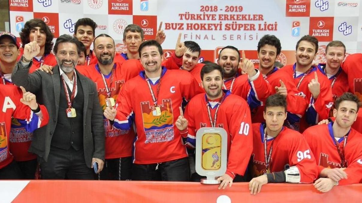Şampiyon Zeytinburnu Belediyespor