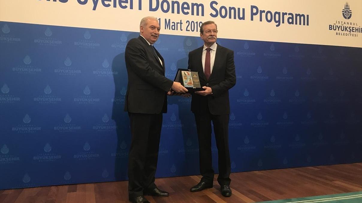 İBB Meclisi son toplantısını gerçekleştirdi, Mevlüt Uysal veda etti İBB Meclisi son toplantısını gerçekleştirdi, Mevlüt Uysal veda etti