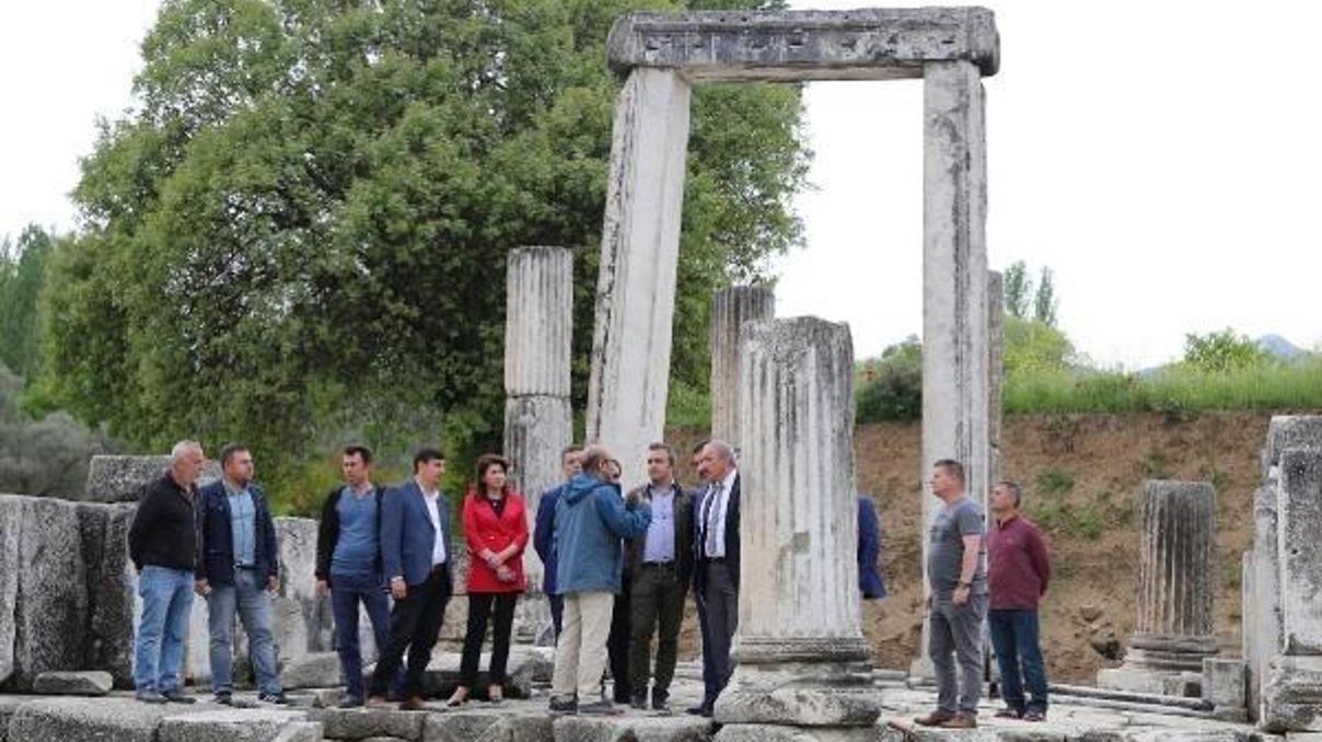 Antik dönemin en büyük kutsal alanı ayağa kaldırılacak Antik dönemin en büyük kutsal alanı ayağa kaldırılacak